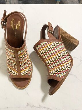 House of Harlow 1960 Teagan woven leather sling back sandals Sz 40